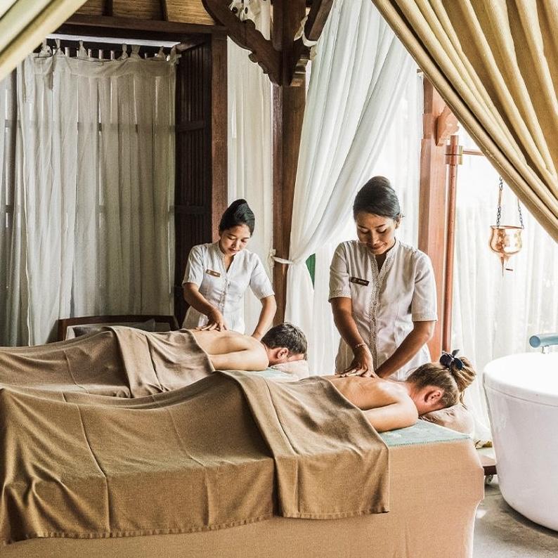Massagem de casal no Resort